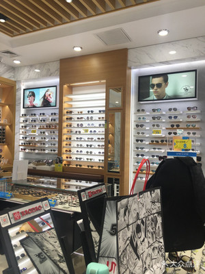 寶島眼鏡北京國展店 專業品質，貼心服務，為您點亮清晰視界